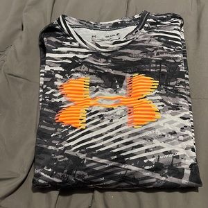 Youth extra large under armour dri-fit shirt